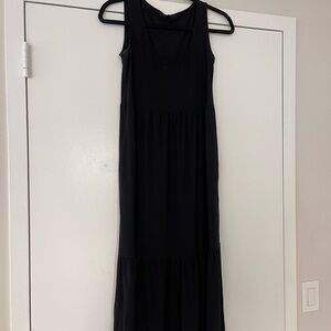 Elegant Black Sleeveless Dress